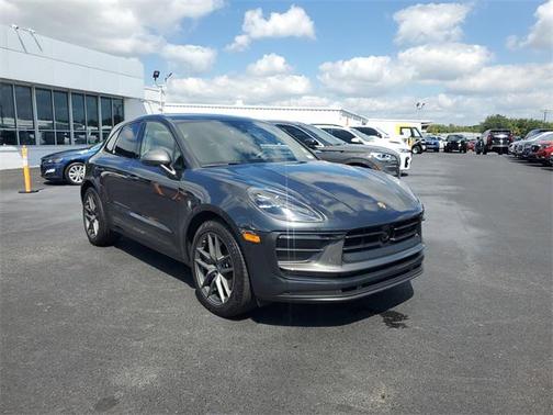 2024 Porsche Macan T