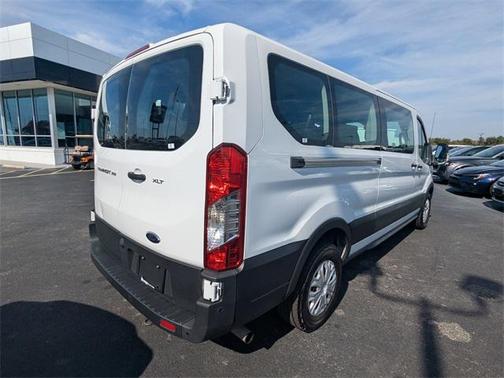 2022 Ford Transit-350 XLT