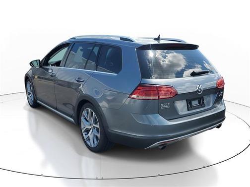 2018 Volkswagen Golf Alltrack TSI S