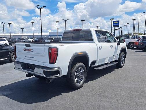 2025 GMC Sierra 2500 SLT