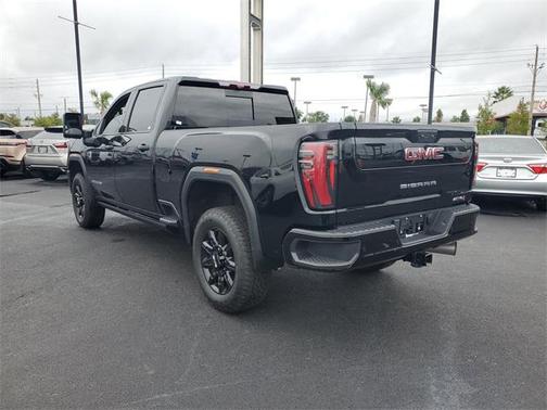 2024 GMC Sierra 2500 AT4