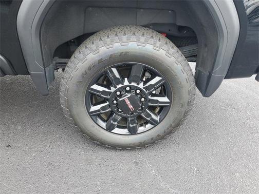 2024 GMC Sierra 2500 AT4