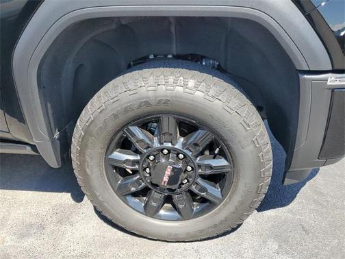 2024 GMC Sierra 2500 AT4