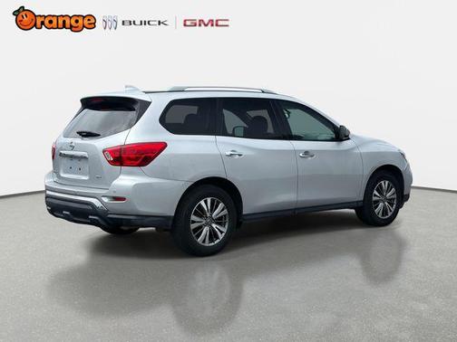 Brilliant Silver Metallic 2020 Nissan Pathfinder SV 2WD