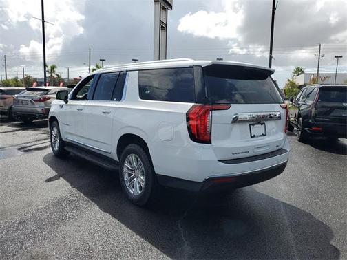 2022 GMC Yukon XL SLT