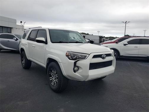 2018 Toyota 4Runner SR5