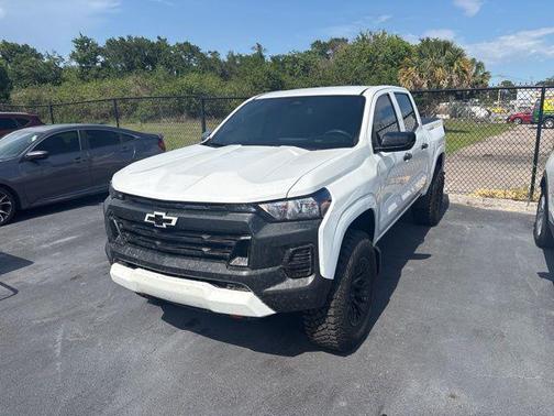 Summit White 2024 Chevrolet Colorado WT