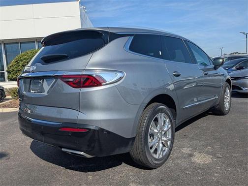 2023 Buick Enclave Essence FWD