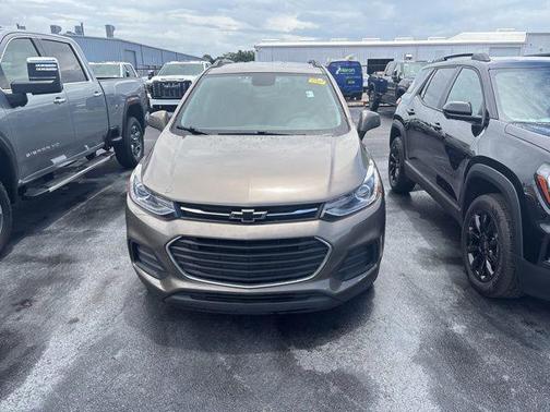 Stone Gray Metallic 2021 Chevrolet Trax LT