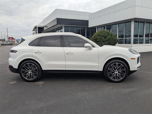 2024 Porsche Cayenne Cayenne