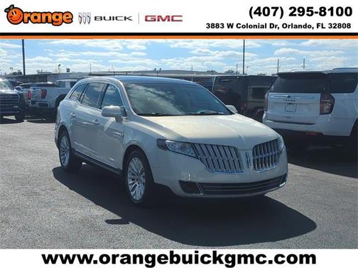 2012 Lincoln MKT Base