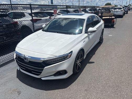 Platinum White Pearl 2022 Honda Accord Hybrid Touring