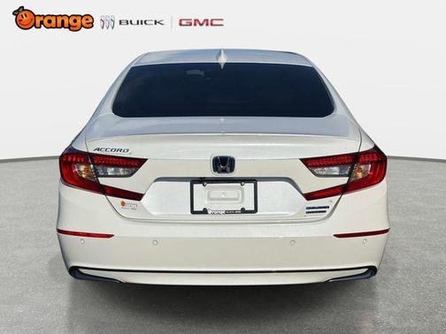 Platinum White Pearl 2022 Honda Accord Hybrid Touring
