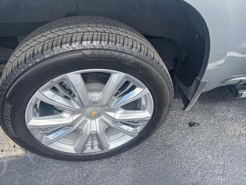 Sterling Gray Metallic 2025 Chevrolet Silverado 1500 High Country