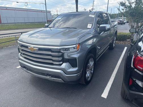 Sterling Gray Metallic 2025 Chevrolet Silverado 1500 High Country