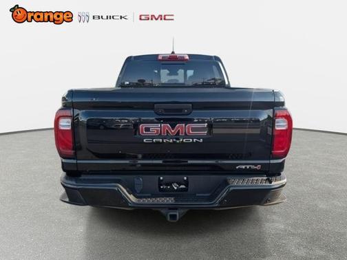 2023 GMC Canyon AT4