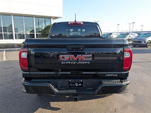 2023 GMC Canyon AT4
