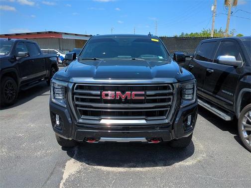 2023 GMC Yukon 4WD AT4