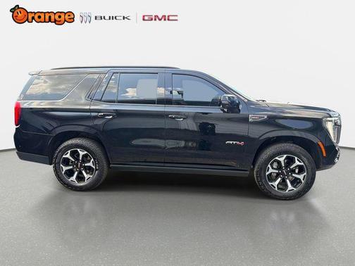 Onyx Black 2025 GMC Yukon 4WD AT4