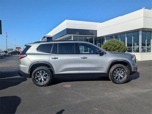 2025 GMC Acadia AWD AT4