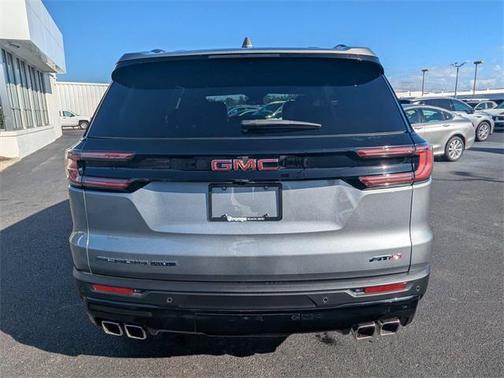 2025 GMC Acadia AWD AT4