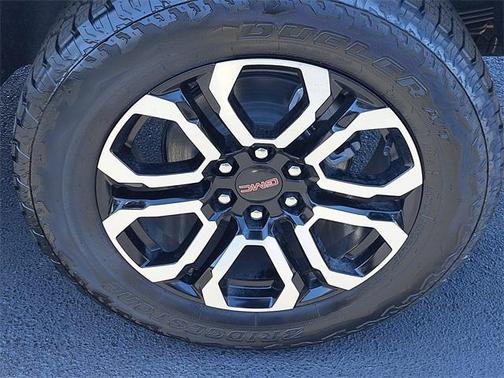 2025 GMC Canyon Base