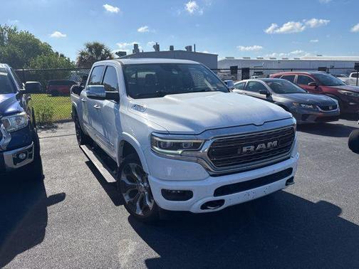 Bright White Clearcoat 2022 RAM 1500 Limited