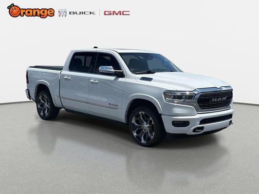 Bright White Clearcoat 2022 RAM 1500 Limited