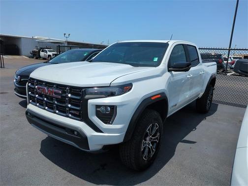 2024 GMC Canyon Base