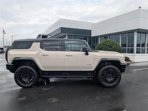 2026 GMC HUMMER EV SUV 2X