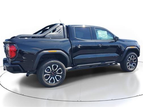 2025 GMC Canyon Base