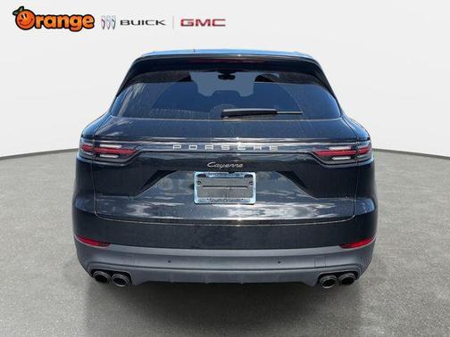 2023 Porsche Cayenne Platinum Edition