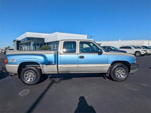 2005 Chevrolet Silverado 1500 LS Extended Cab