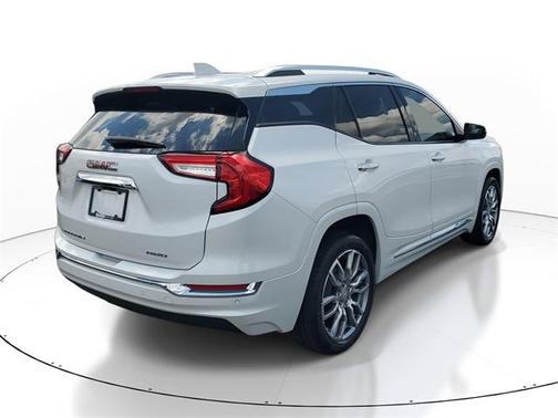 2022 GMC Terrain Denali