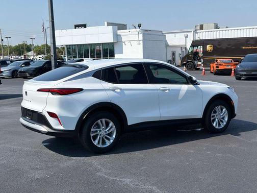 Summit White 2026 Buick Envista Preferred FWD