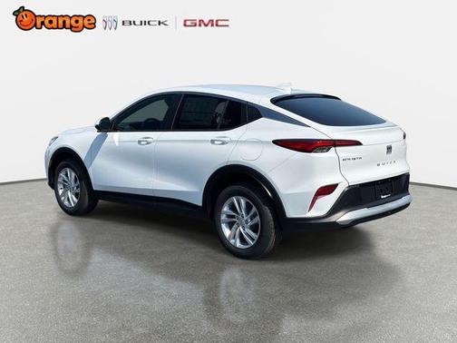 Summit White 2026 Buick Envista Preferred FWD