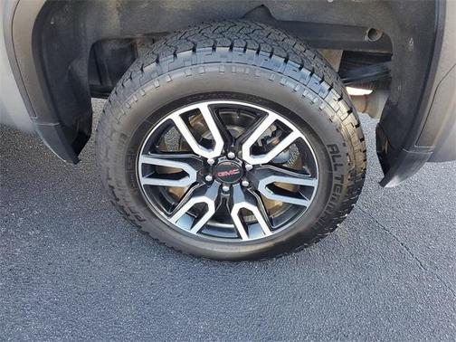 2022 GMC Sierra 1500 AT4