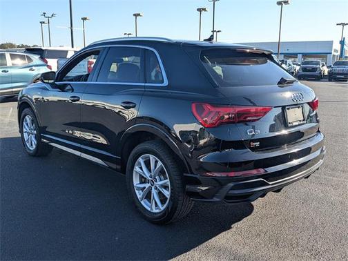 2021 Audi Q3 45 S line Premium