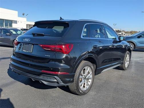 2021 Audi Q3 45 S line Premium
