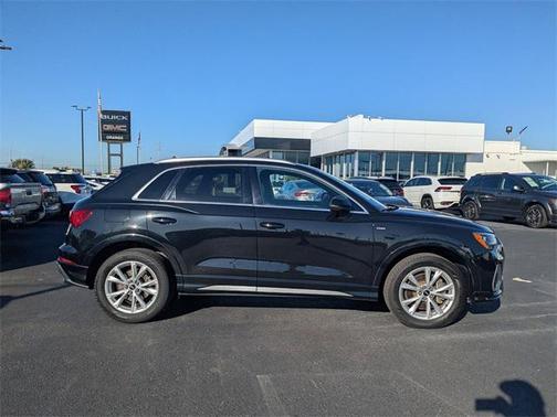 2021 Audi Q3 45 S line Premium