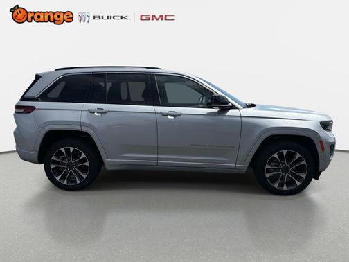 Silver Zynith 2023 Jeep Grand Cherokee Overland
