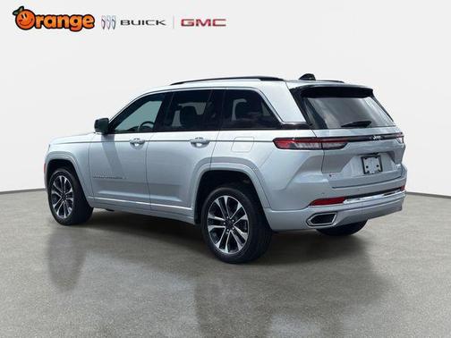 Silver Zynith 2023 Jeep Grand Cherokee Overland