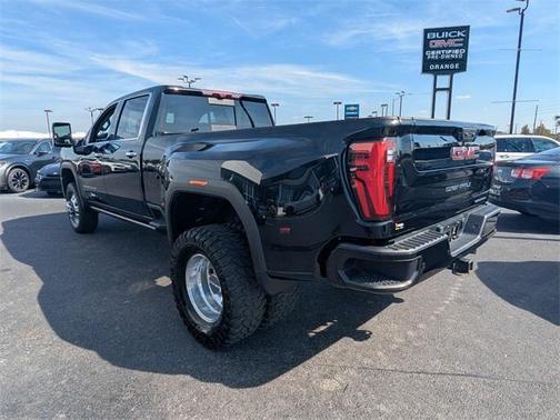 2024 GMC Sierra 3500 Denali