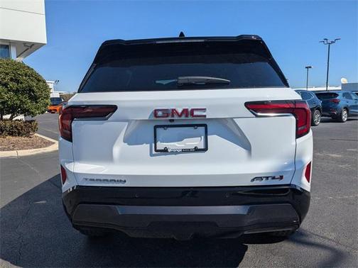 2026 GMC Terrain AWD AT4