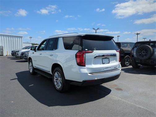2024 GMC Yukon SLT