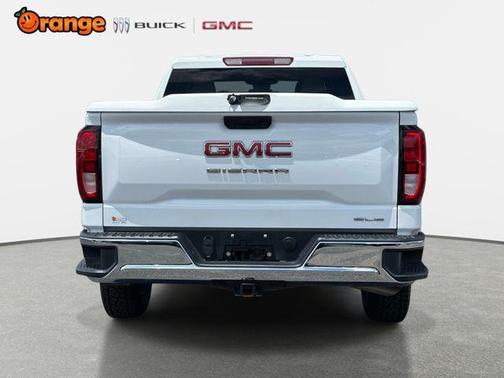 Summit White 2024 GMC Sierra 1500 SLE