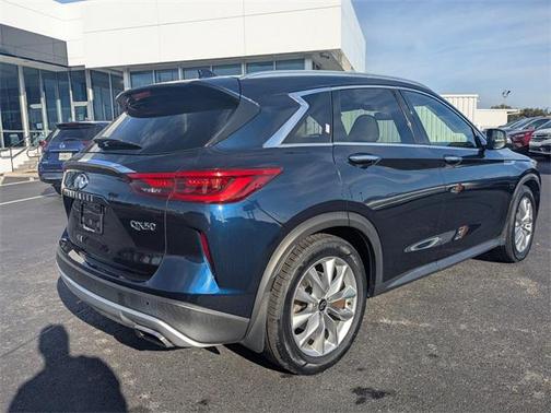 2021 INFINITI QX50 LUXE