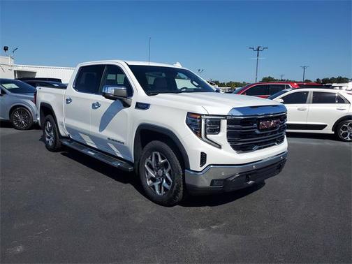 2024 GMC Sierra 1500 SLT