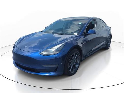 2022 Tesla Model 3 Standard Range