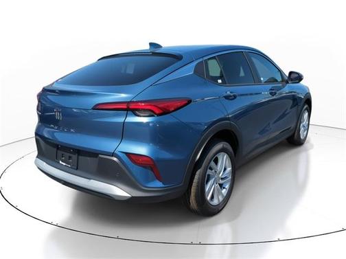2025 Buick Envista Preferred FWD